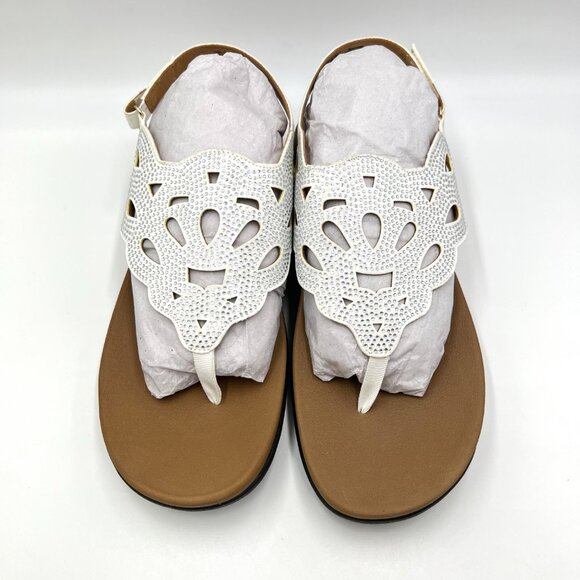 10W 10 WIDE WIDTH Rockport Ridge Sling White Jeweled Lasercut Sandals Shoes - Picture 2 of 13